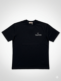 Tricou Negru Premium din Bumbac cu Logo Minimalist Alb – Croială Modernă și Stil Versatil
